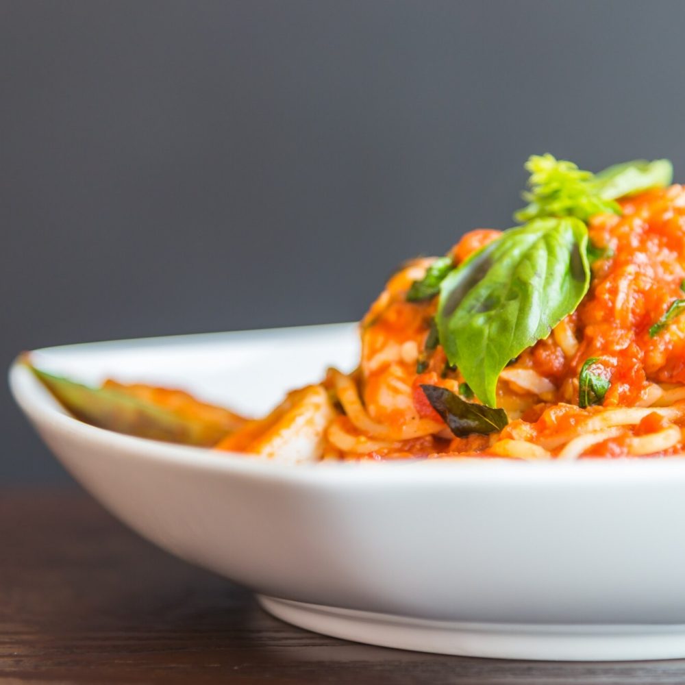 frutti-di-mare-spaghetti_1203-6755